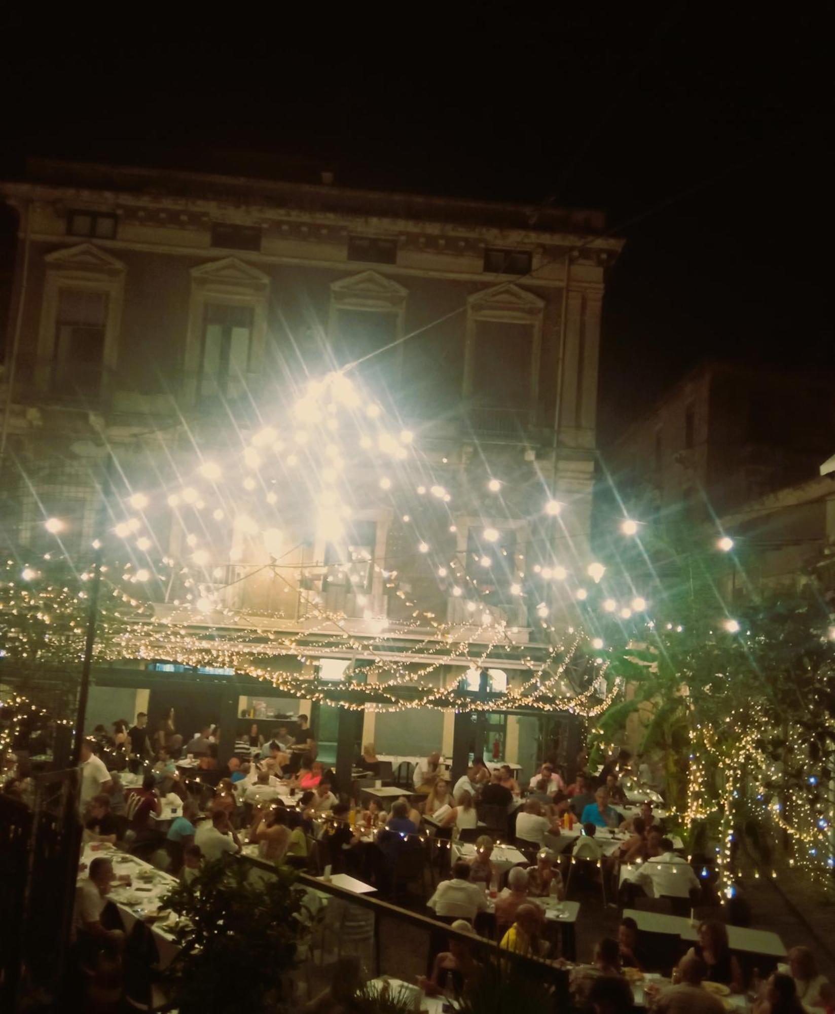 Fikus Apt Relax Castello Ursino Katanya Dış mekan fotoğraf